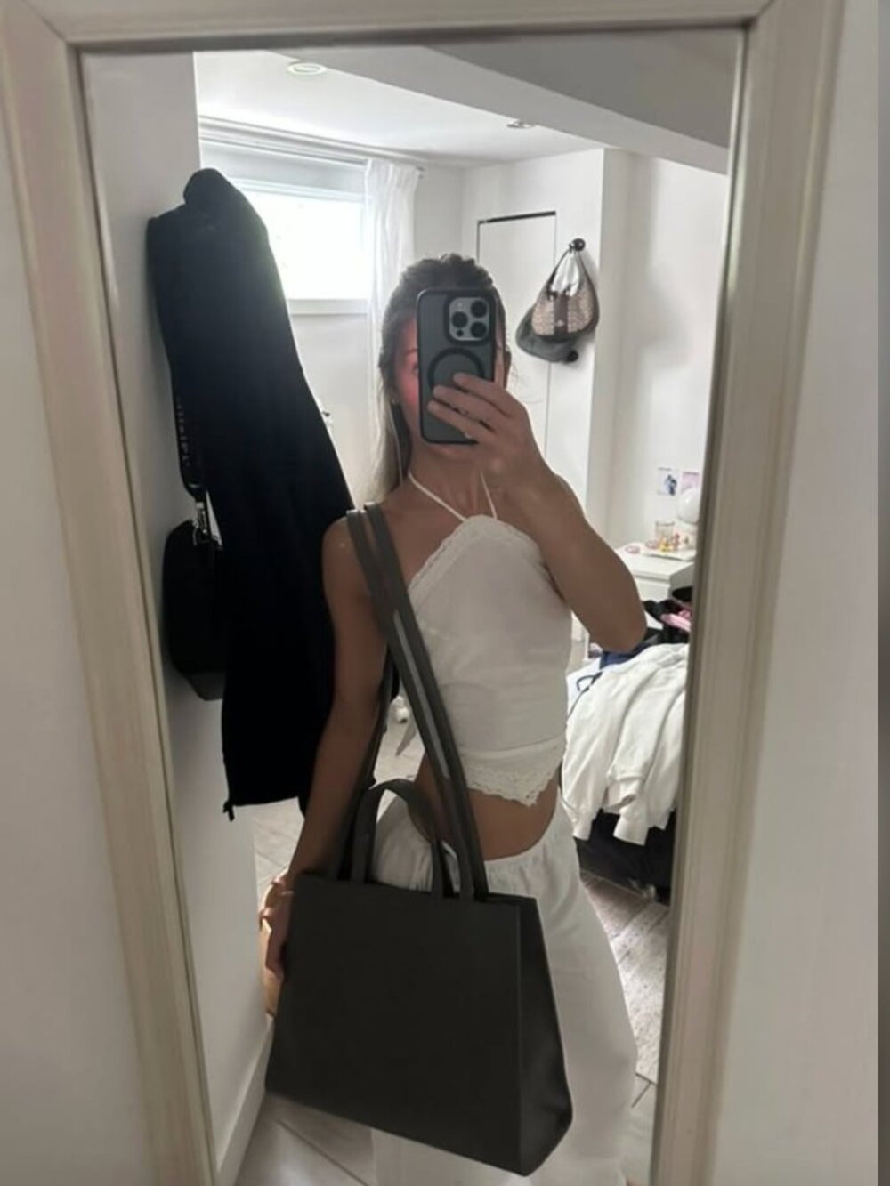 telfar tote bag/messenger bag, medium size in grey - Picture 7 of 7
